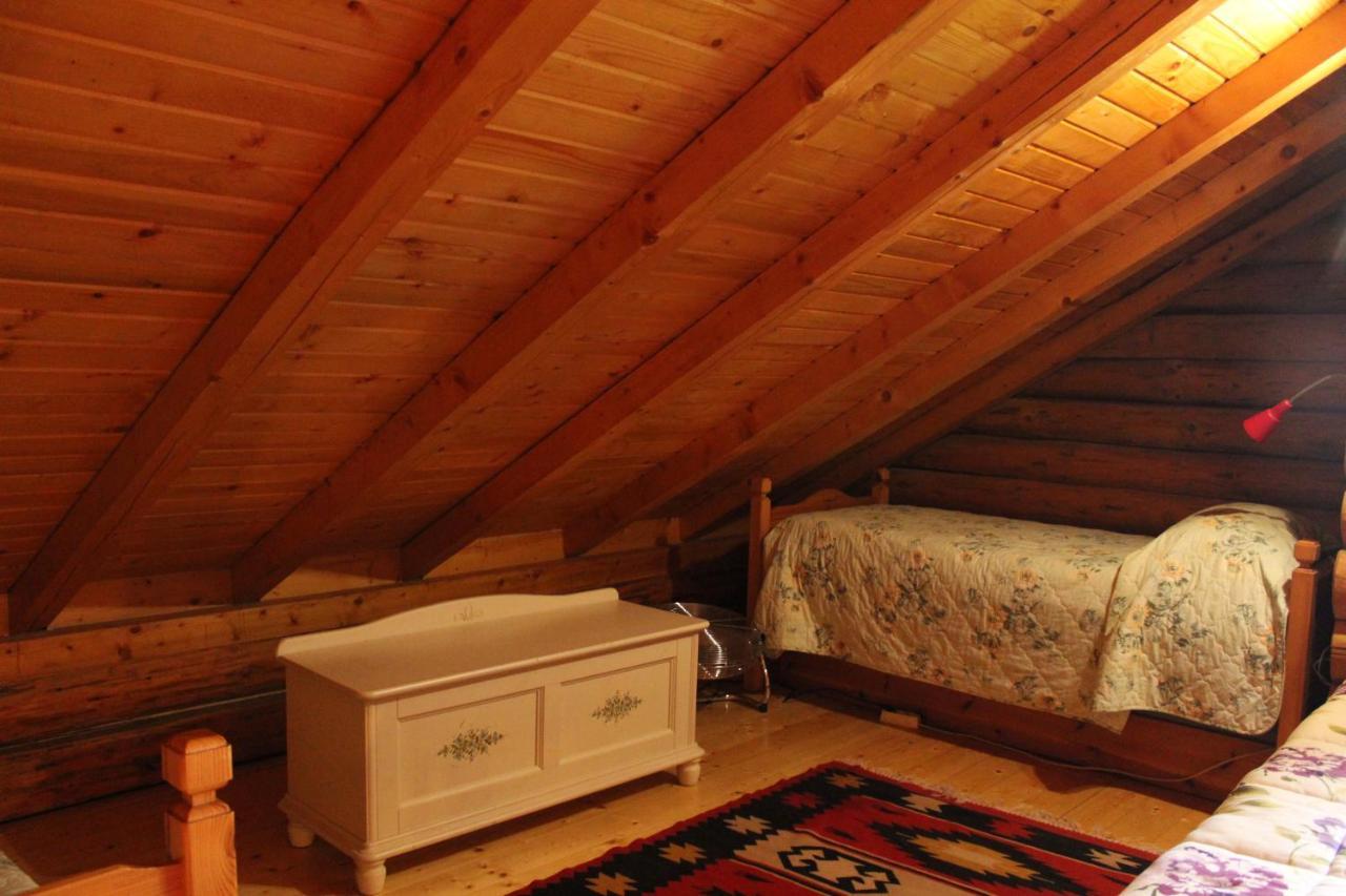 B&B Le Corone - Chalet Nel Bosco Cavalo ภายนอก รูปภาพ
