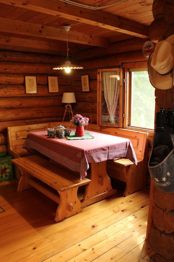 B&B Le Corone - Chalet Nel Bosco Cavalo ภายนอก รูปภาพ